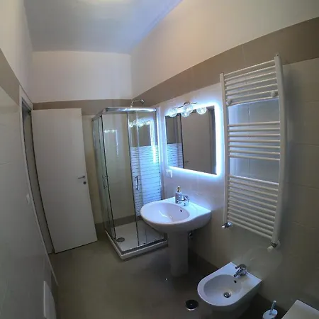 Royale Bed & Breakfast 4*