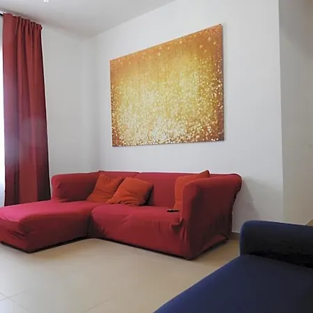 Royale Bed & Breakfast 4*
